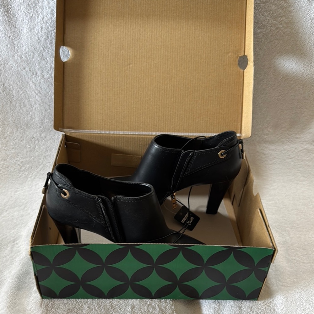 Liz Claiborne Black Heeled Boots with Buckle Detail